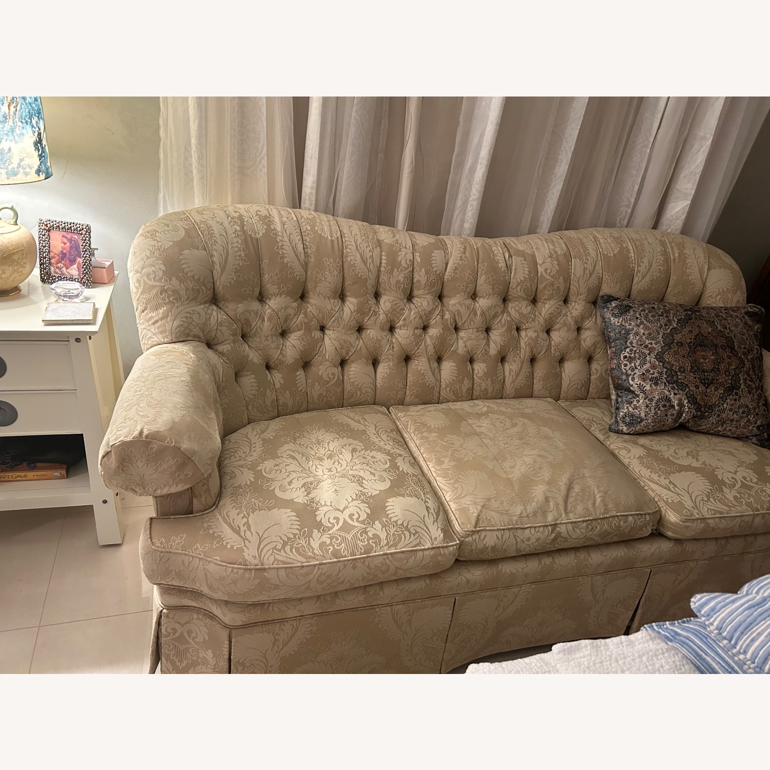 Henredon Schoonbeck Natural Fabric 3+ Seater Sofa - image-4