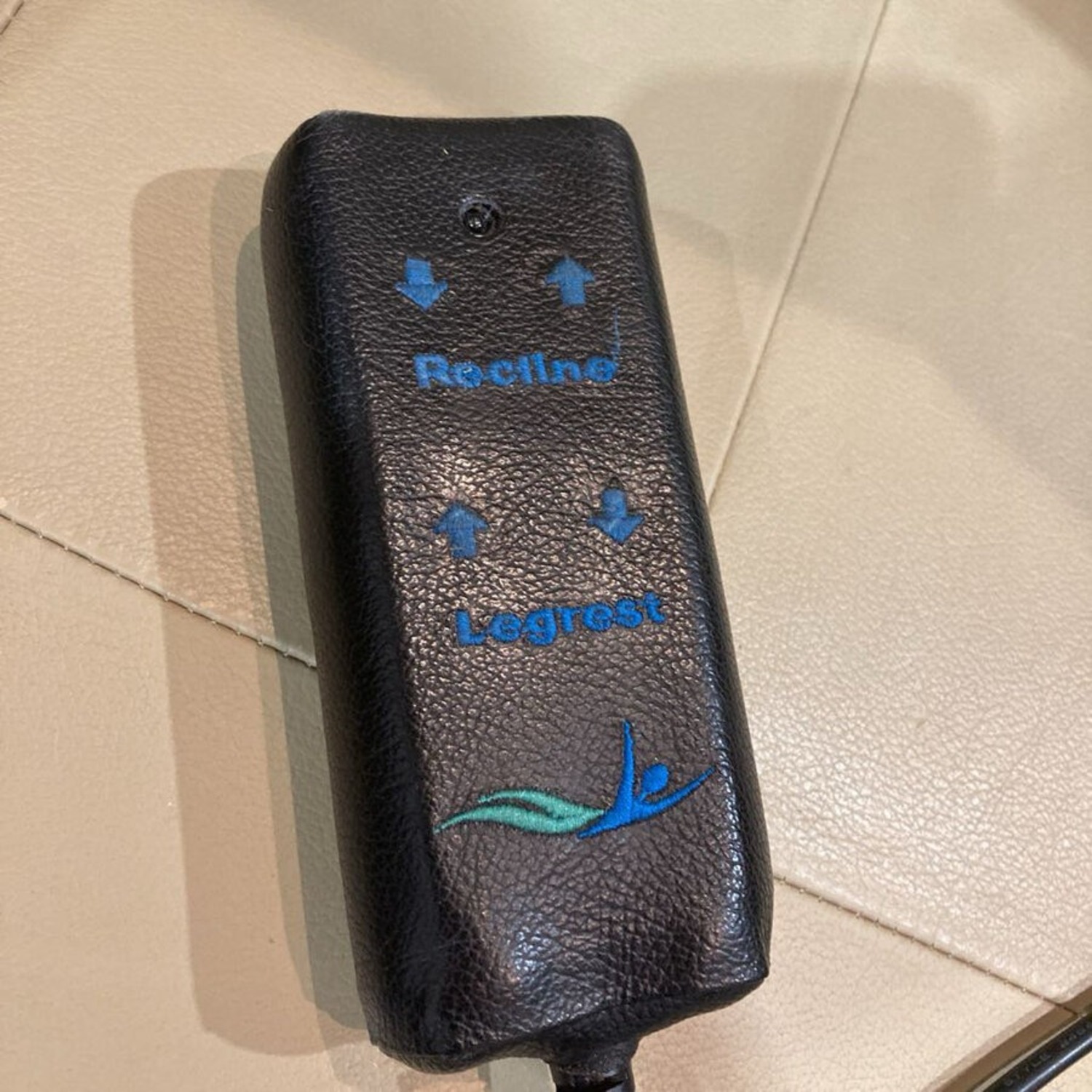 Zero Gravity Massaging Power Recliner - image-7