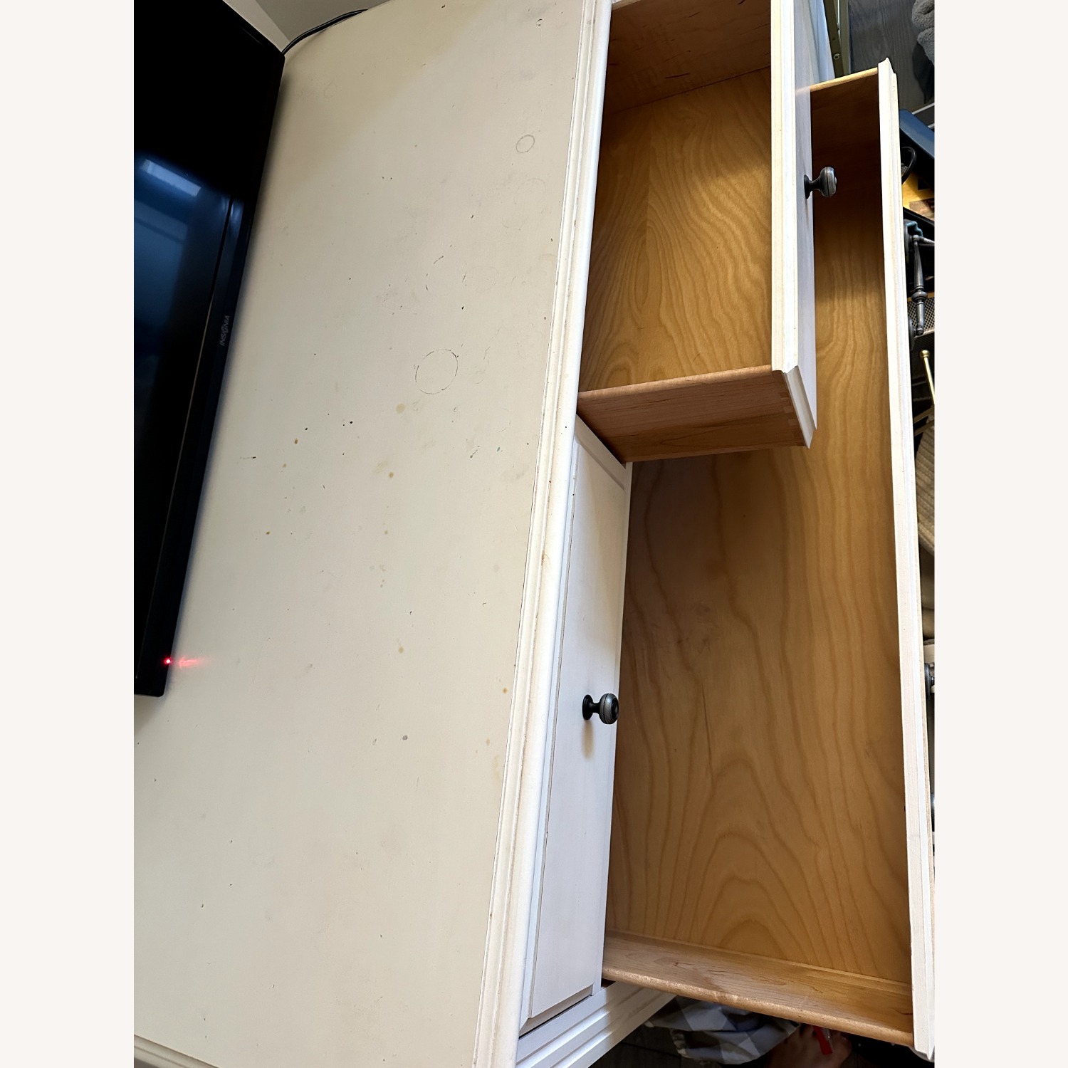 Ethan Allen White Wood Dresser - image-4