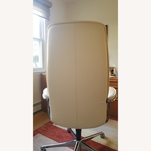 Used Office Chair for sale on AptDeco