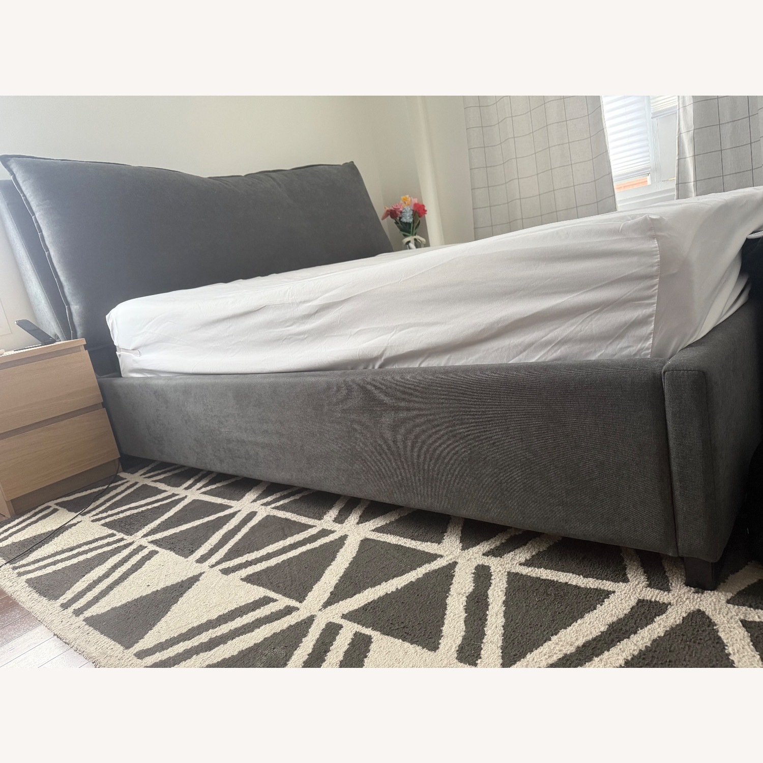 Bob's Discount Furniture Dark Gray King Bed - image-2