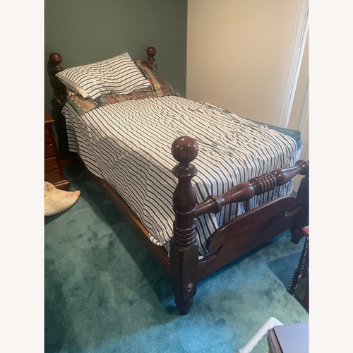 Used Contemporary Twin Bed for sale on AptDeco