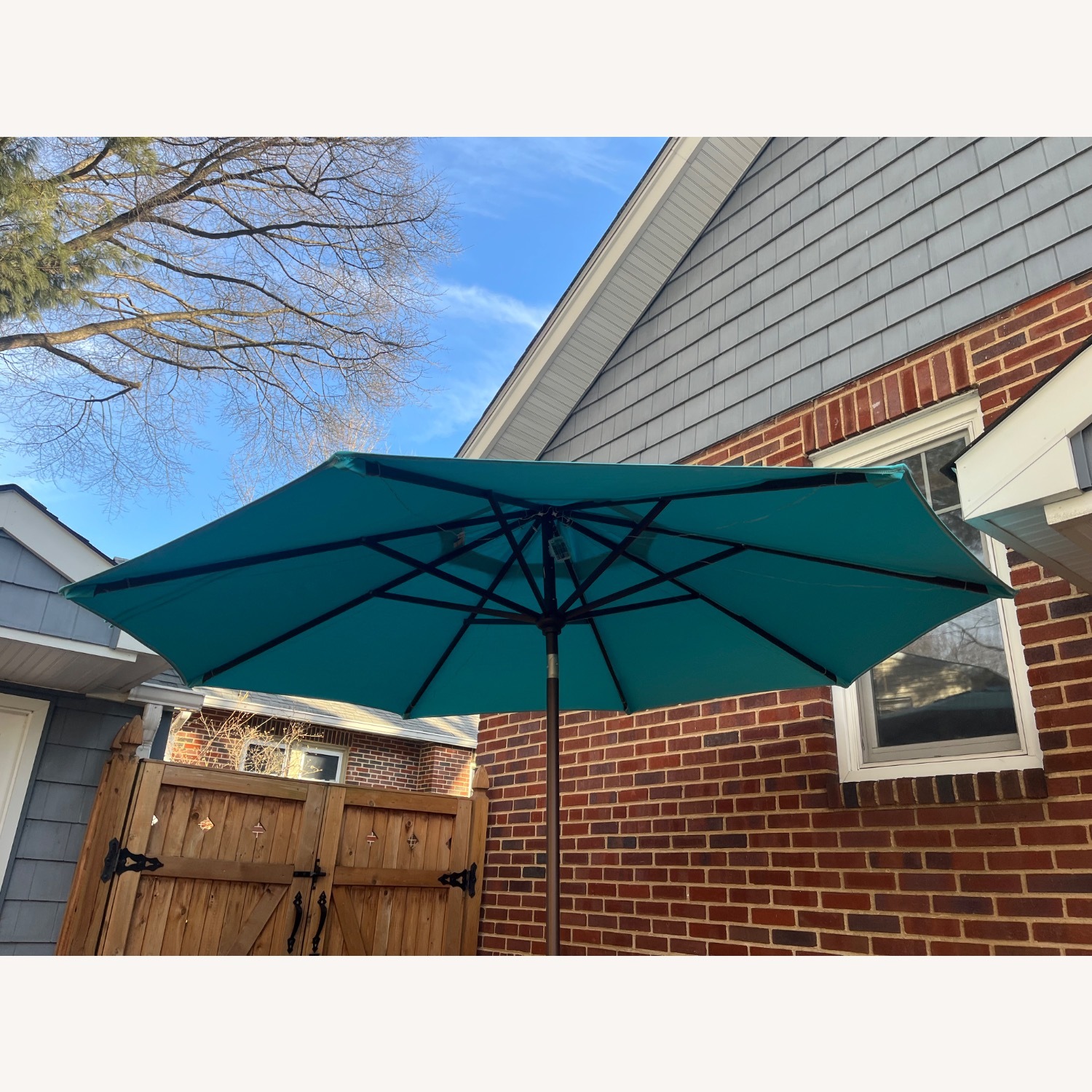 Frontgate  9 Foot Round Umbrella and Stand - image-5