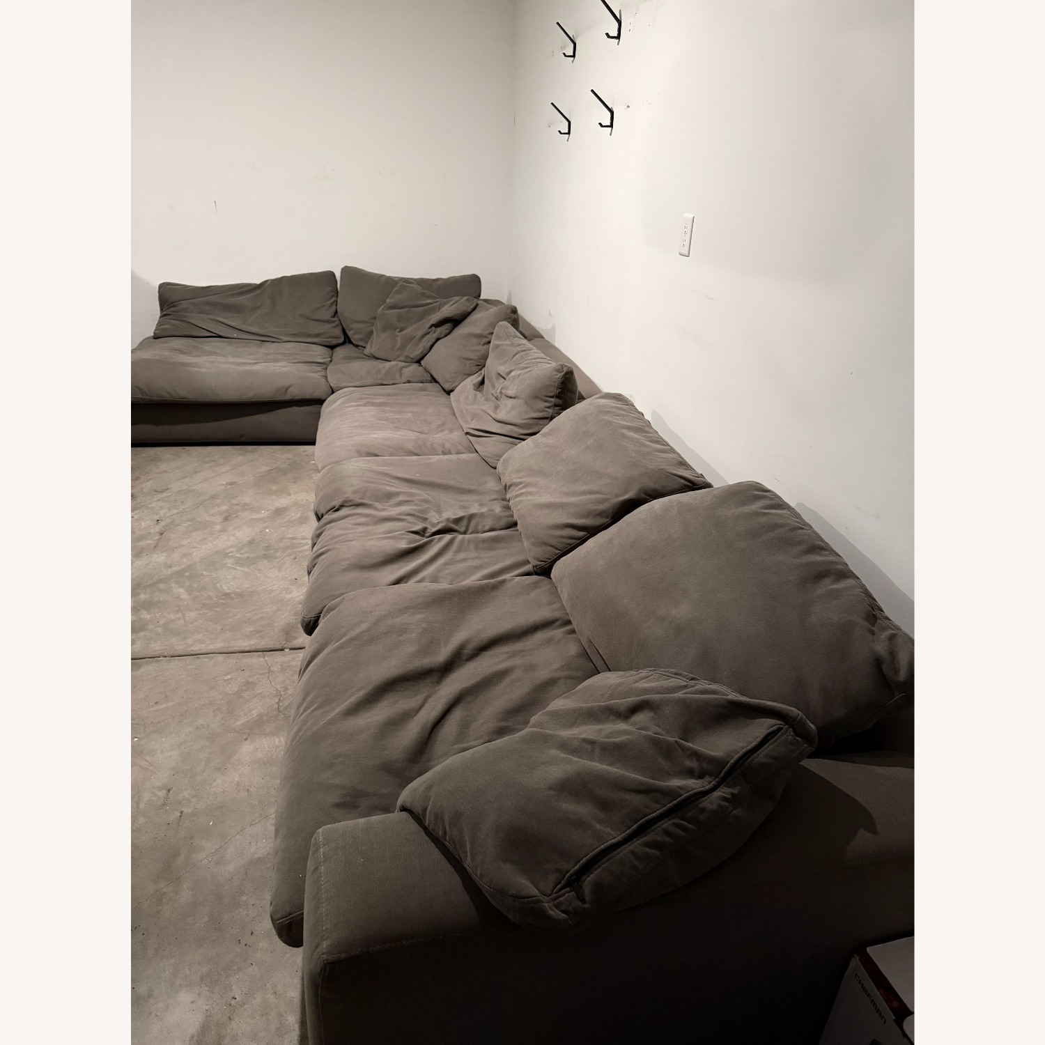 Living Spaces Light Gray 3+ Piece Sectional - image-1