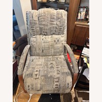 La-Z-Boy Fabric Recliner - White