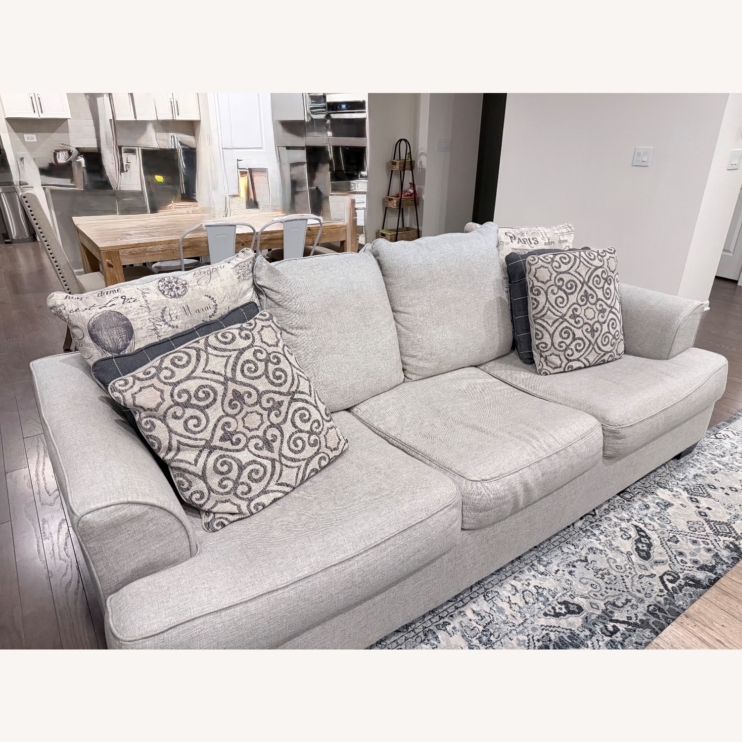 Stylish & Comfortable 3-Seater Sofa - image-2