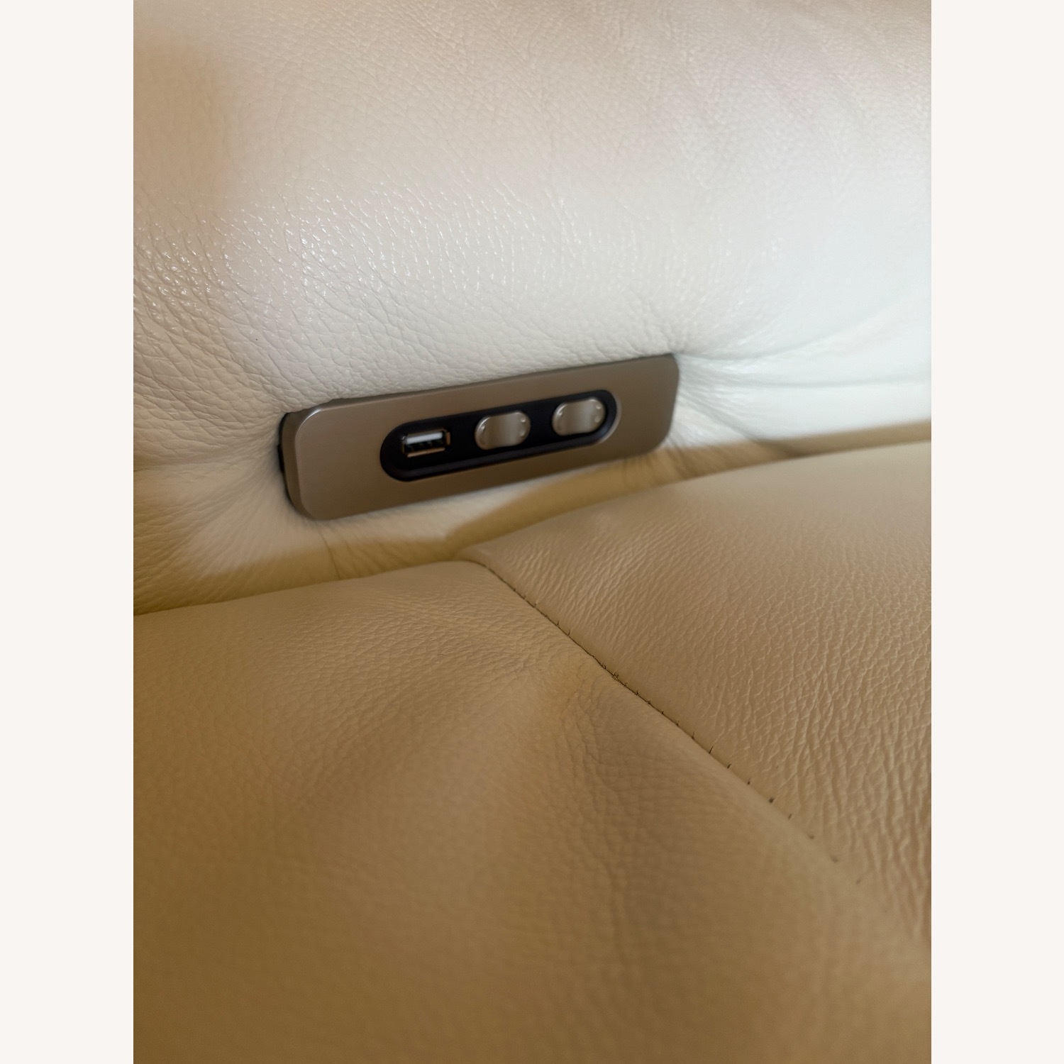 Palliser Keoni White Leather 3+ Seater Sofa - image-3