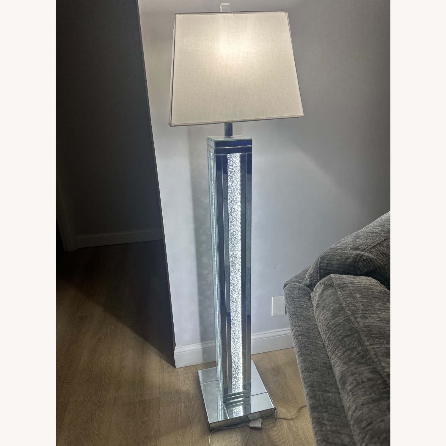 Stainless Steel/Glass Floor Lamp - image-3