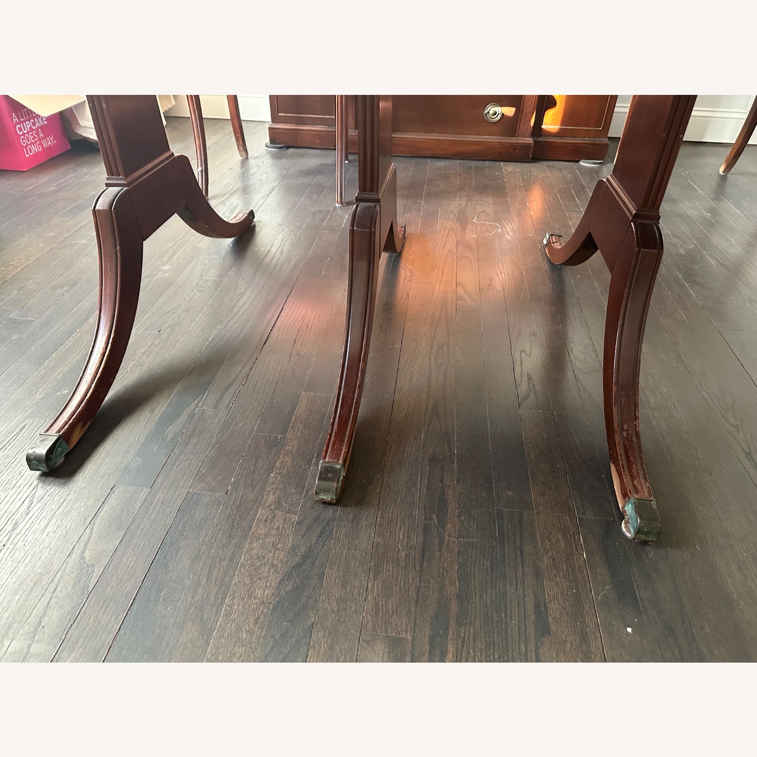 Vintage Maddox Colonial Mahogany Dining Table  - image-3