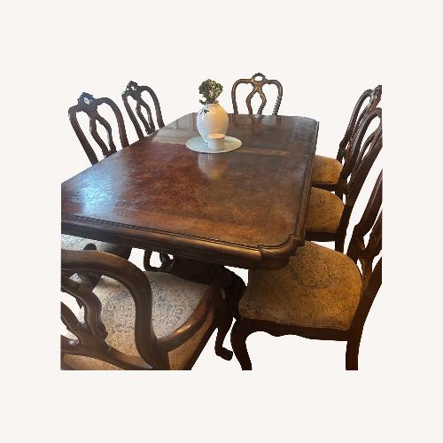 Used Thomasville Furniture Industries Dining Sets for sale on AptDeco