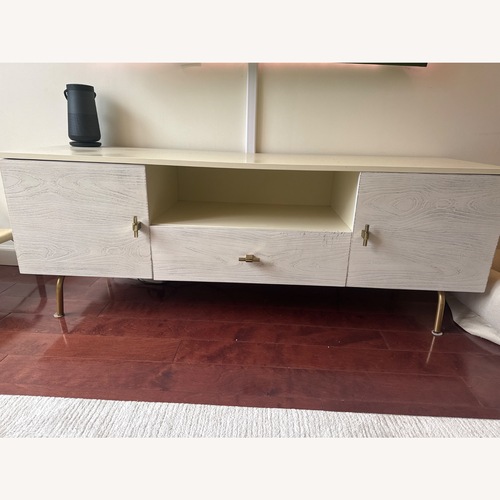 Used Safavieh Genevieve Modern Storage TV Stand for sale on AptDeco