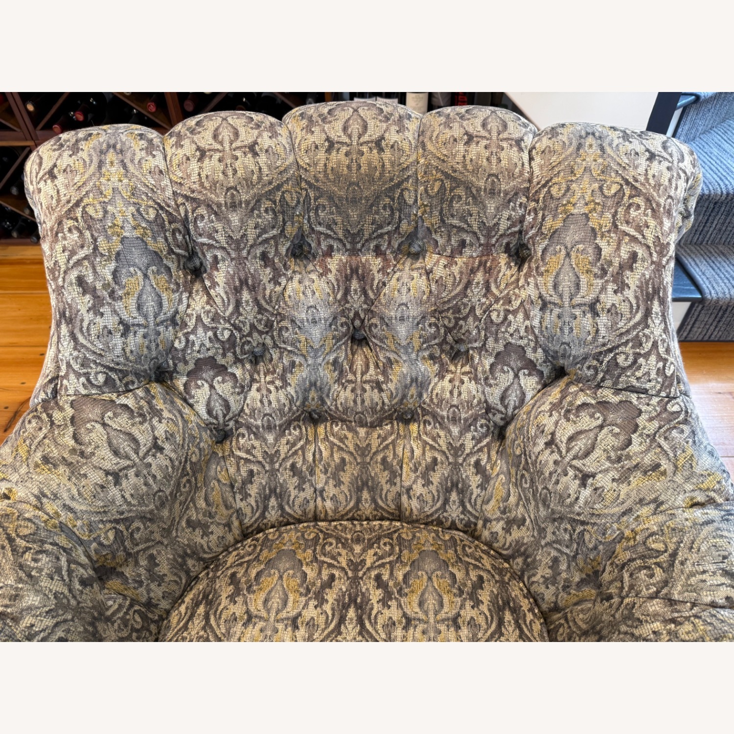  Extremely Comfortable Armchair   - image-2