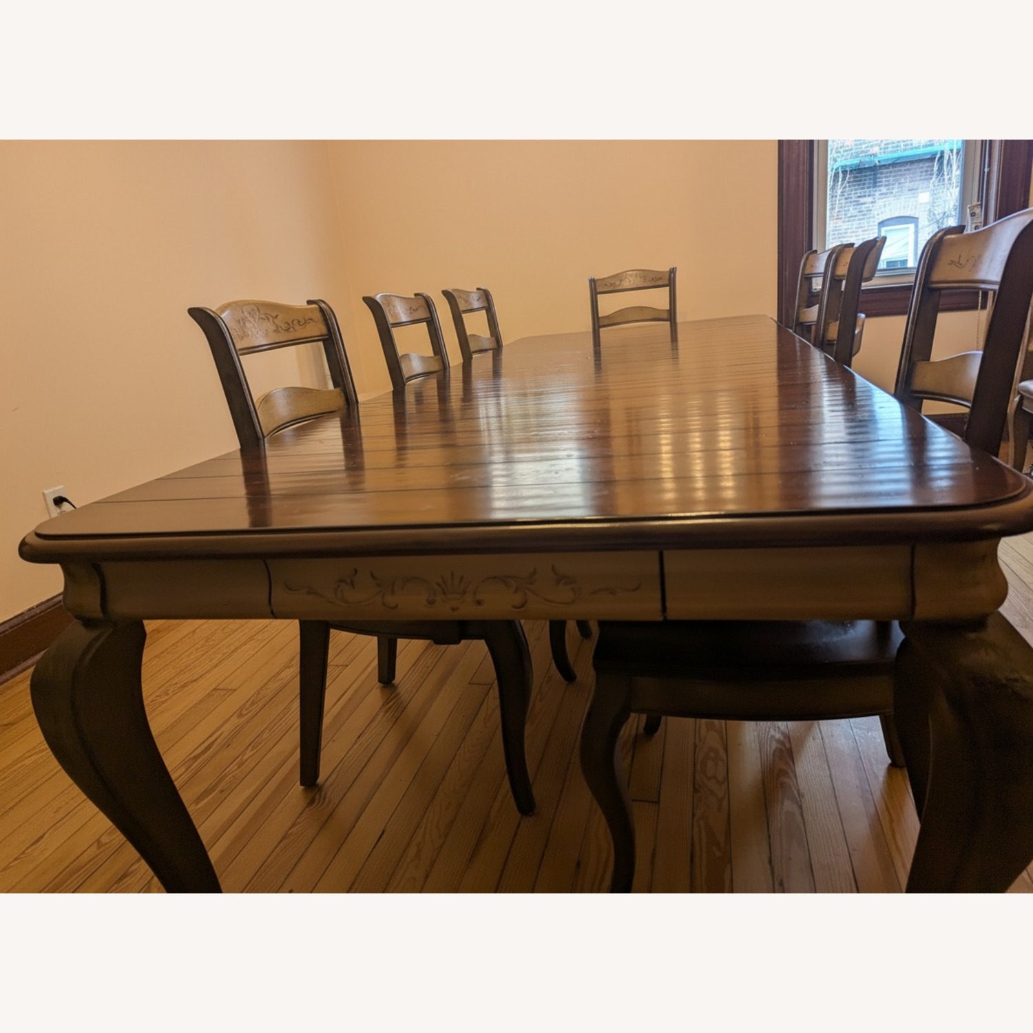Hooker Furniture Corporation Vineyard Dining Set - image-2