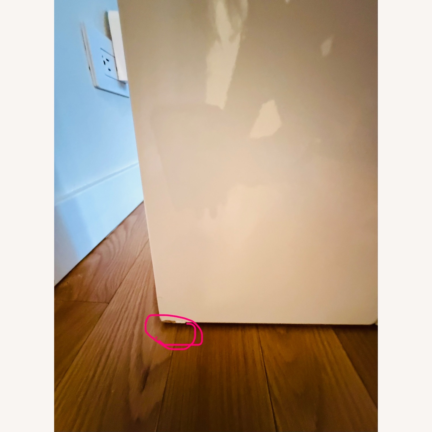 Maxmindecor White Lacquer Dining Table - image-9