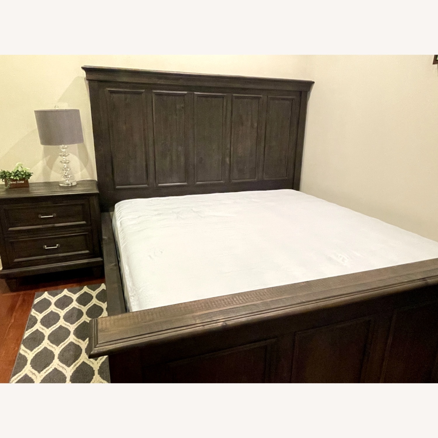 Valencia Nightstand - image-3