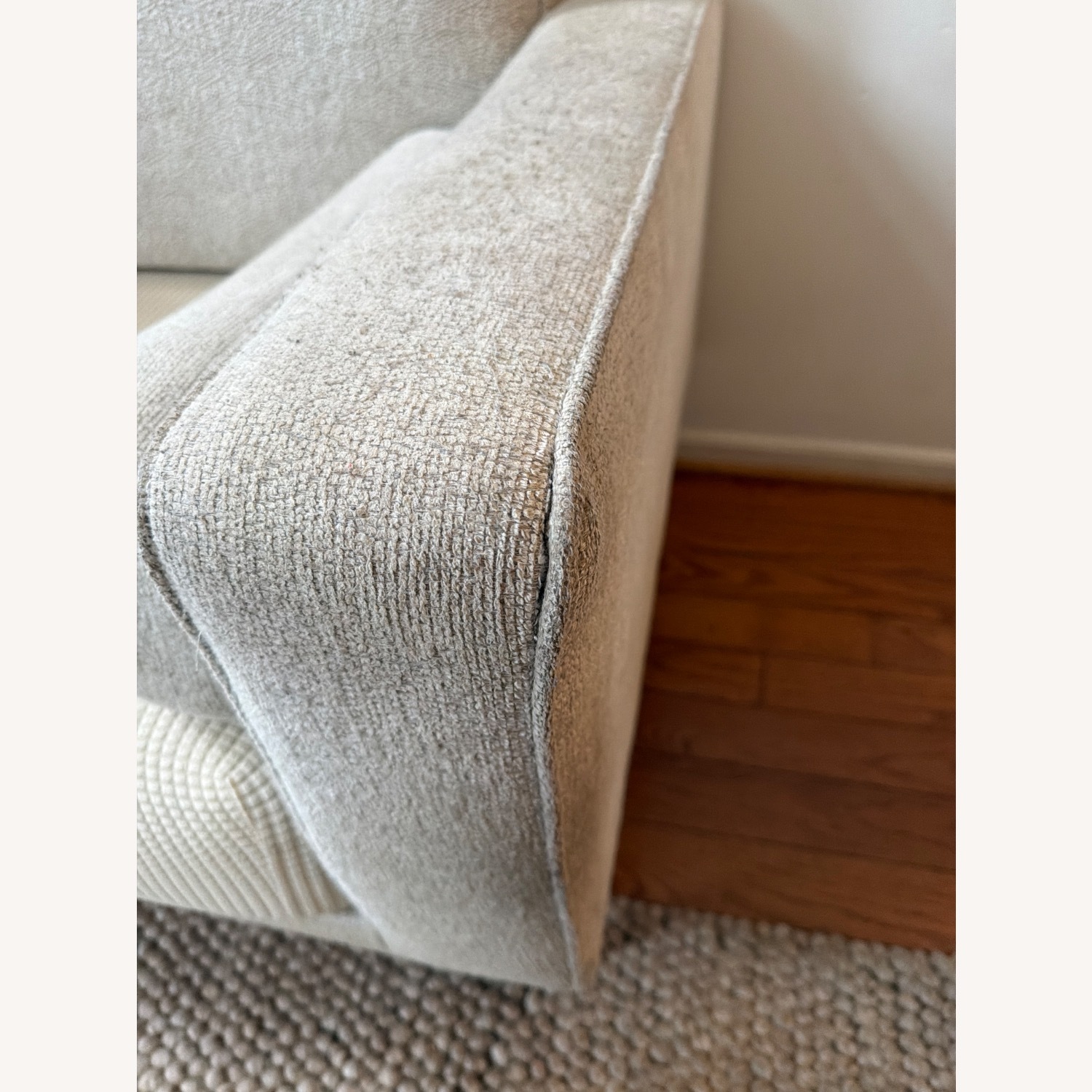 Caladeron 2 Seated Couch - image-5