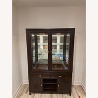 Havertys Solid Wood Mirrored Back China Cabinet