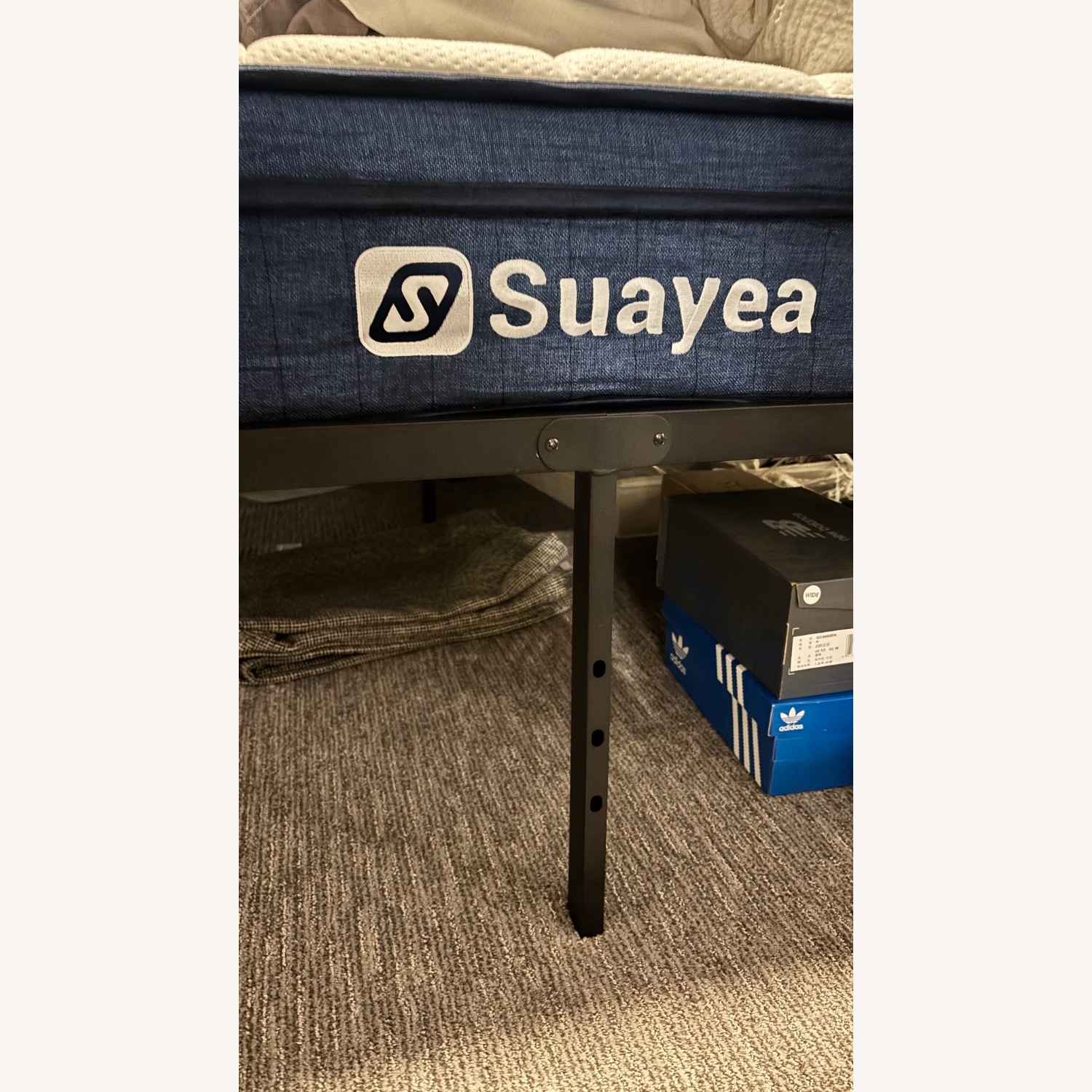 Amazon Black King Bed - image-2