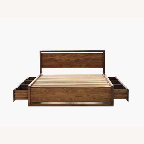 Used Design Within Reach Premium Matera Bed for sale on AptDeco