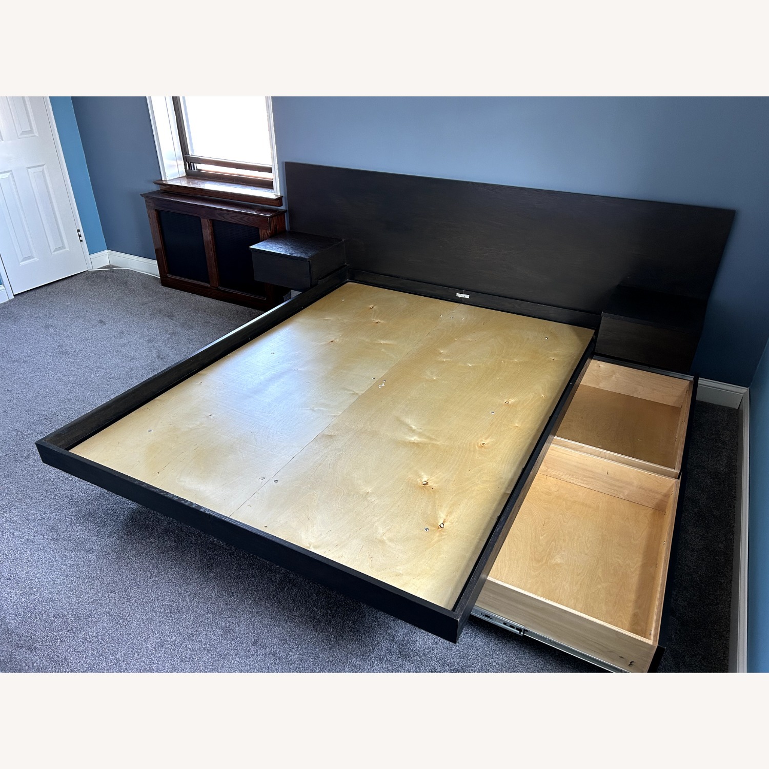 Solid Wood Queen Bed (With Nightstands & Storage) - image-6