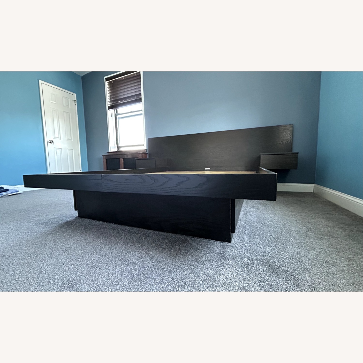 Solid Wood Queen Bed (With Nightstands & Storage) - image-2