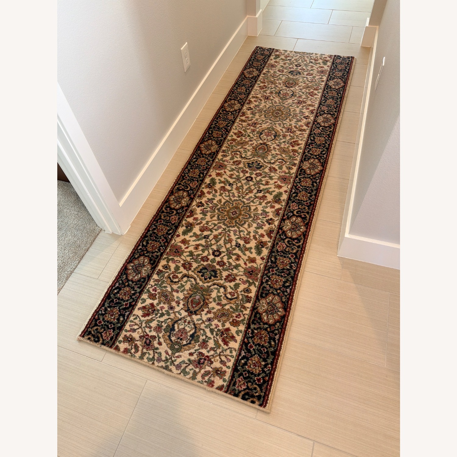 Small Runner  - image-1