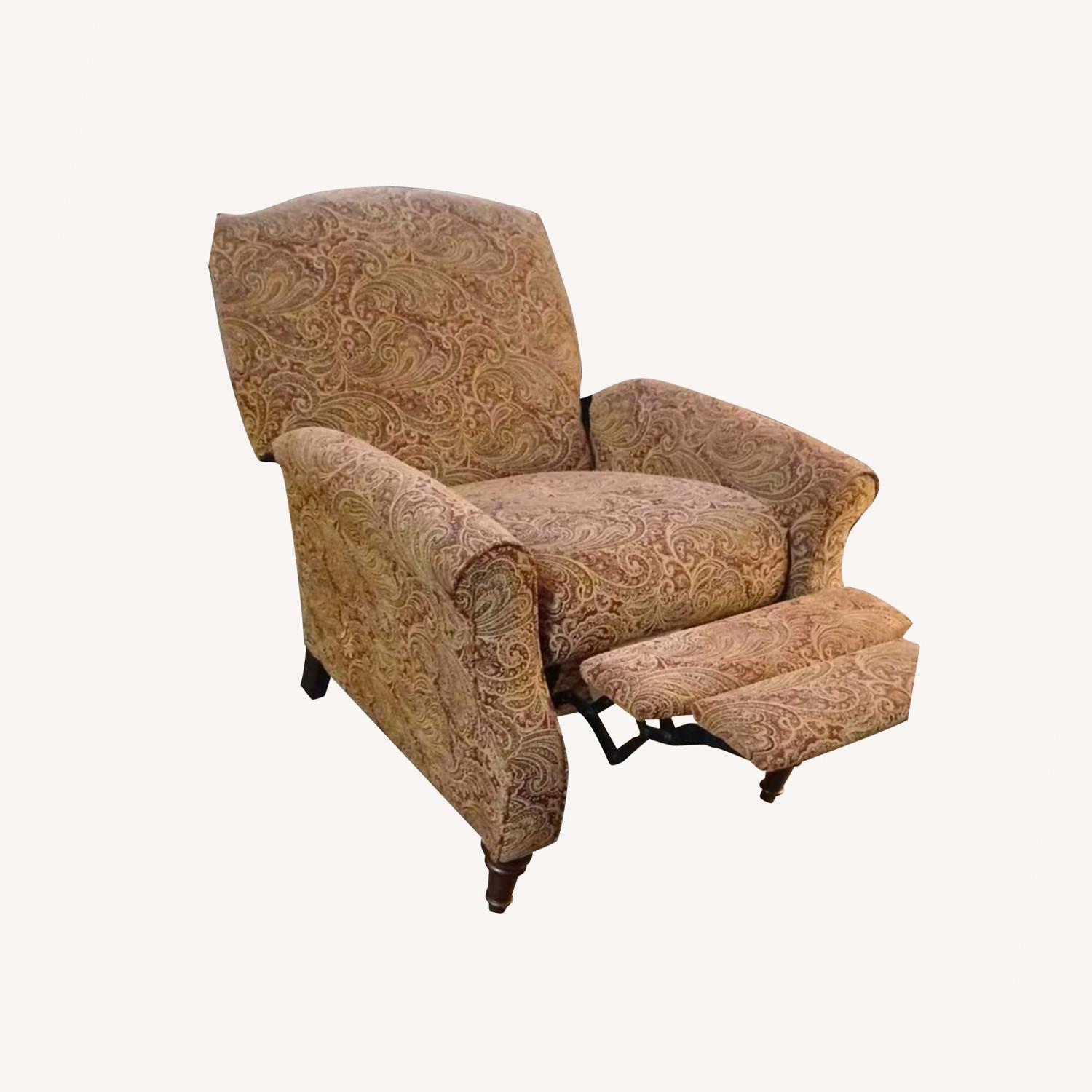 Lane Furniture Fabric Recliner - image-5