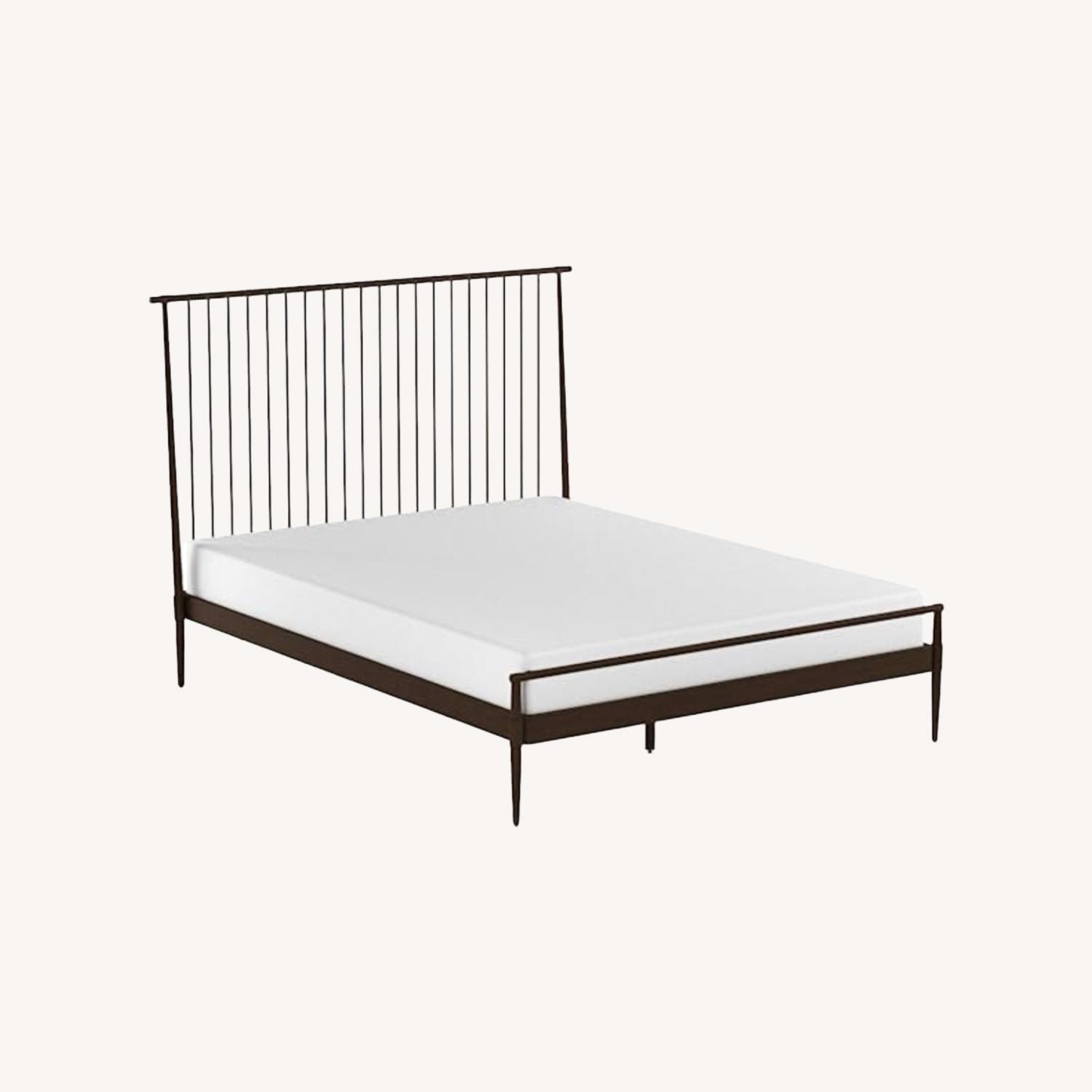 Ethan Allen Emmett Metal Bed- King - image-0