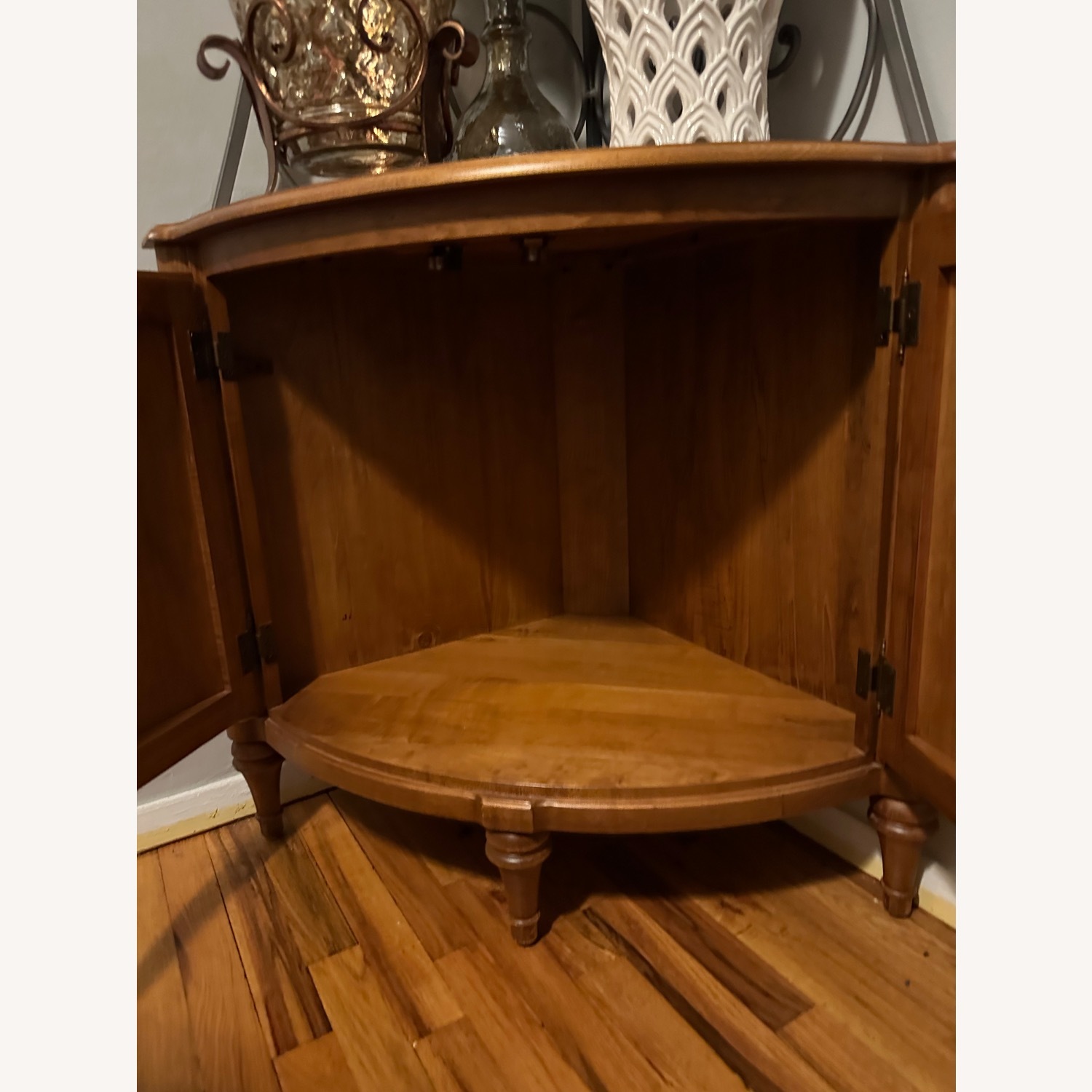 Ethan Allen Legacy Corner Bakers Rack  - image-6