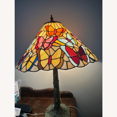 Used Tiffany Lamp for sale on AptDeco