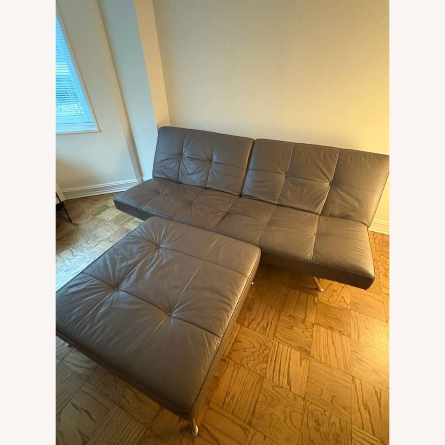 Vintage/Antique Dark Gray Leather 3+ Seater Sofa - image-2