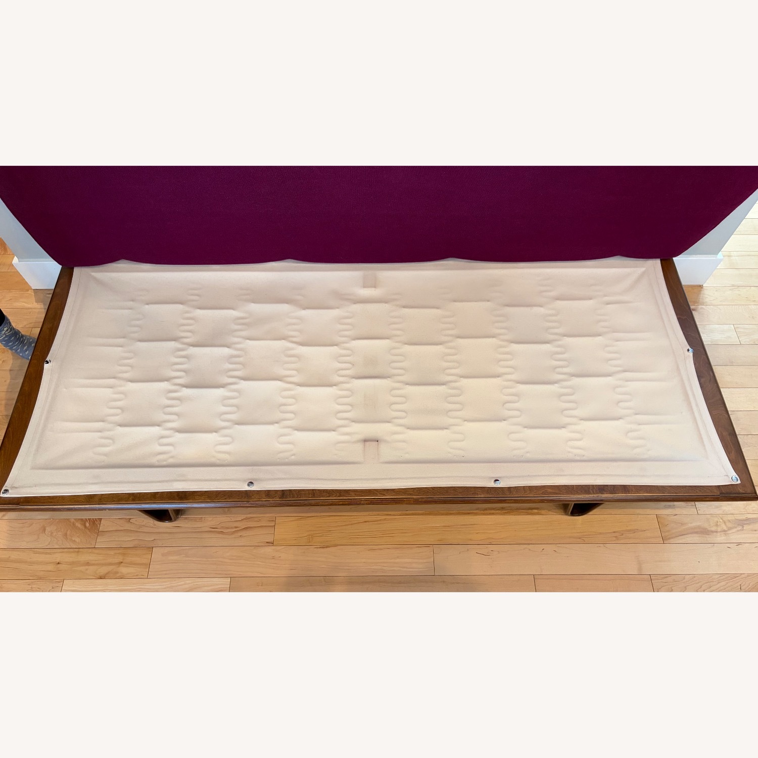 Modernica Case Study Magenta Day Bed Sofa  - image-11