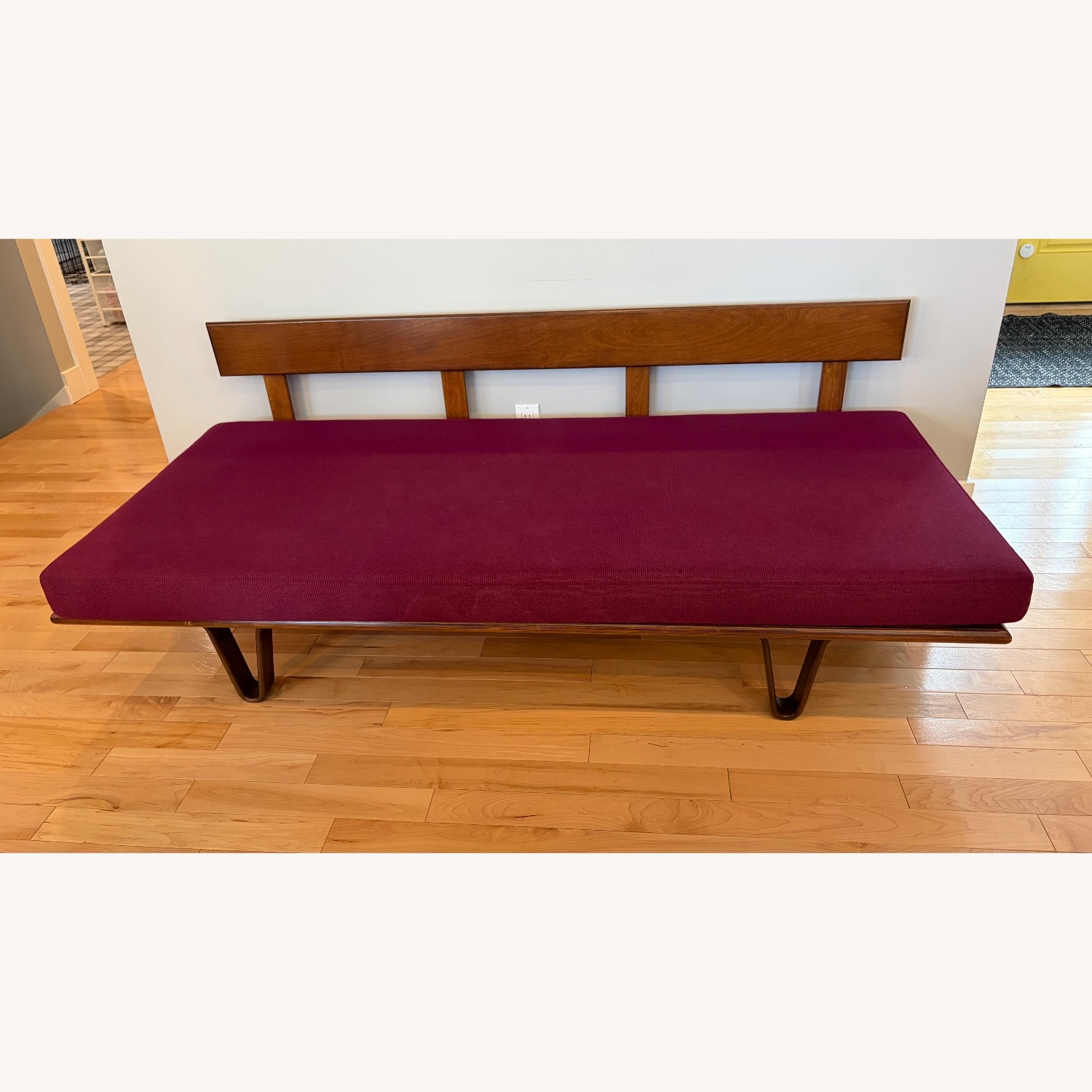 Modernica Case Study Magenta Day Bed Sofa  - image-6