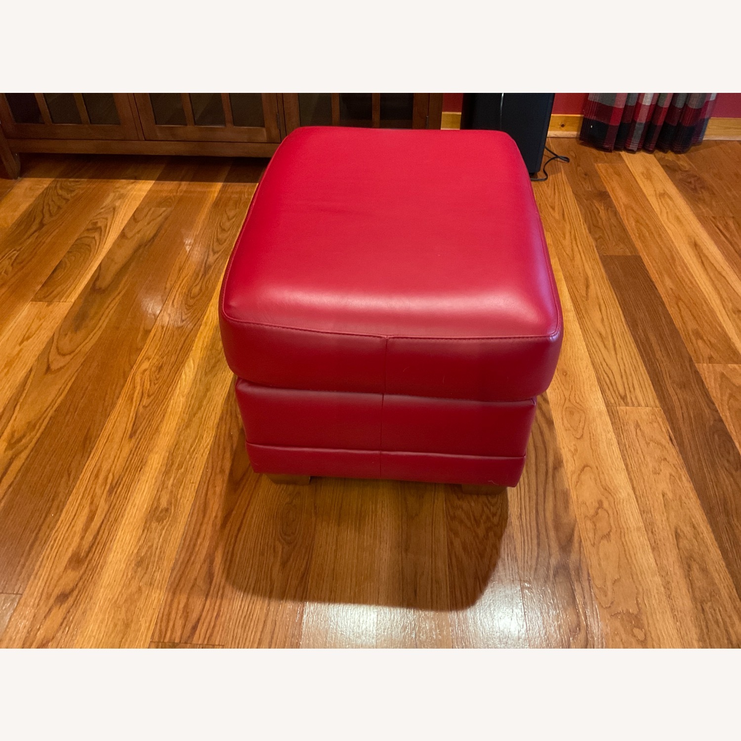 Elite Leather Co Red Leather Chair and ottoman - image-6
