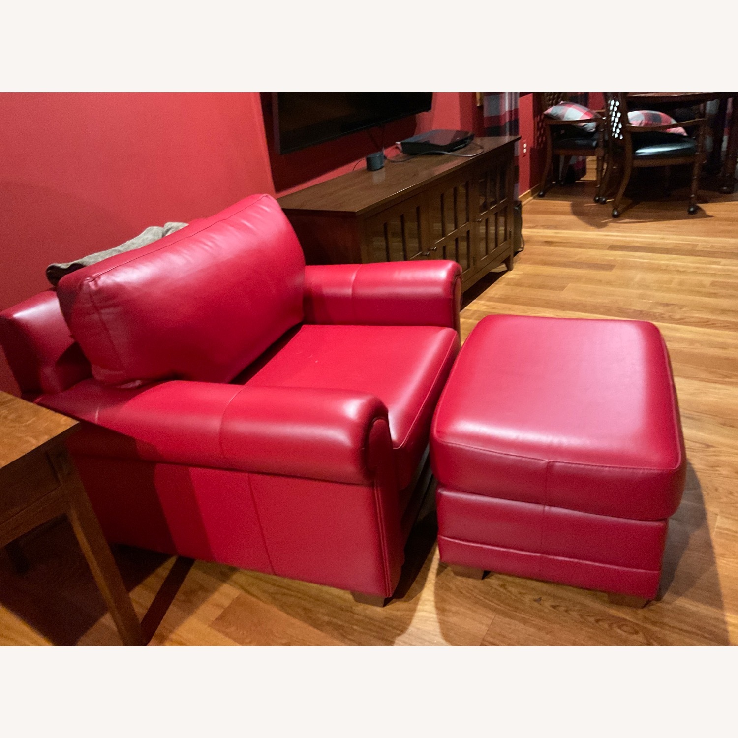 Elite Leather Co Red Leather Chair and ottoman - image-10