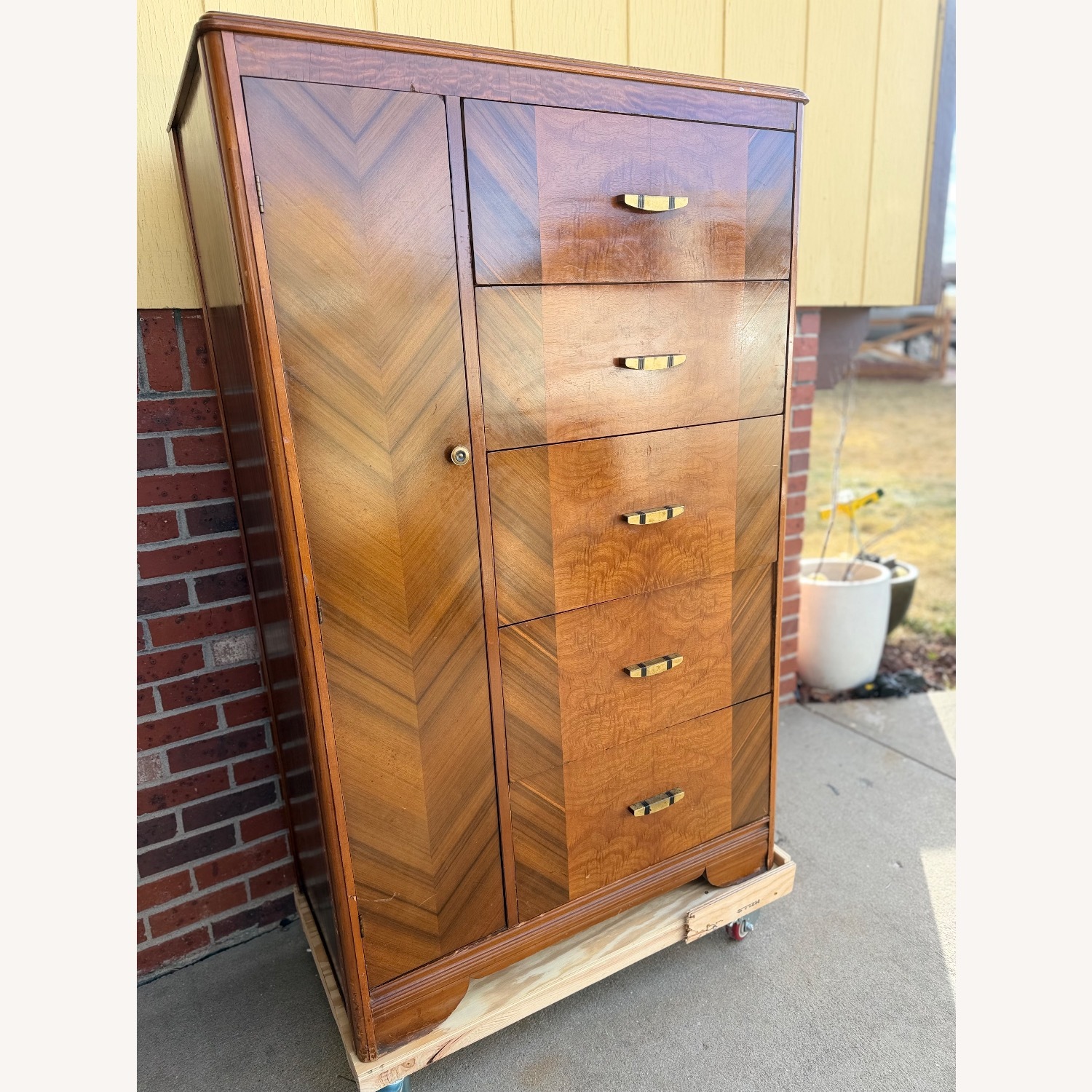 Vintage/Antique Chifferobe Wardrobe Dresser - image-6
