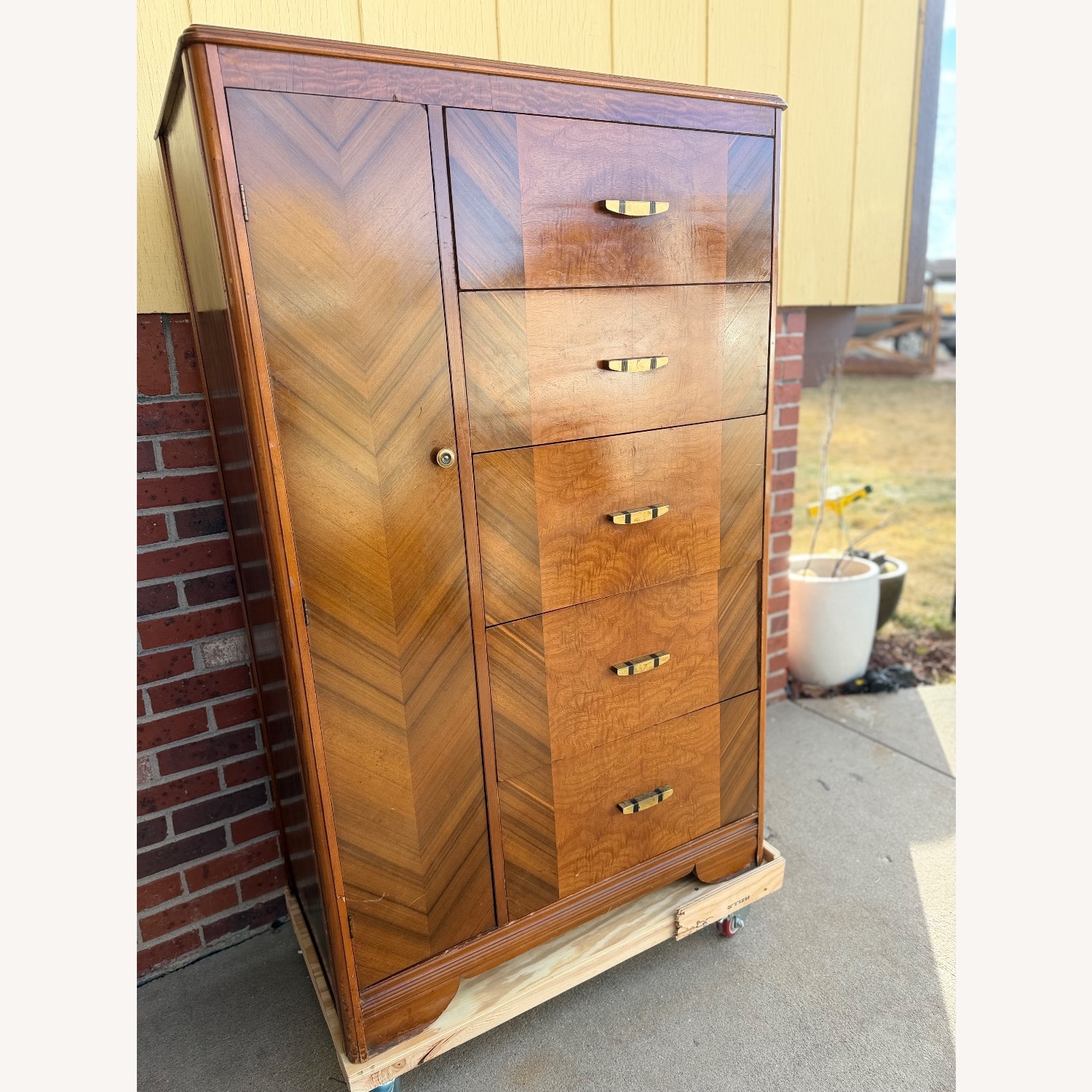 Vintage/Antique Chifferobe Wardrobe Dresser - image-9