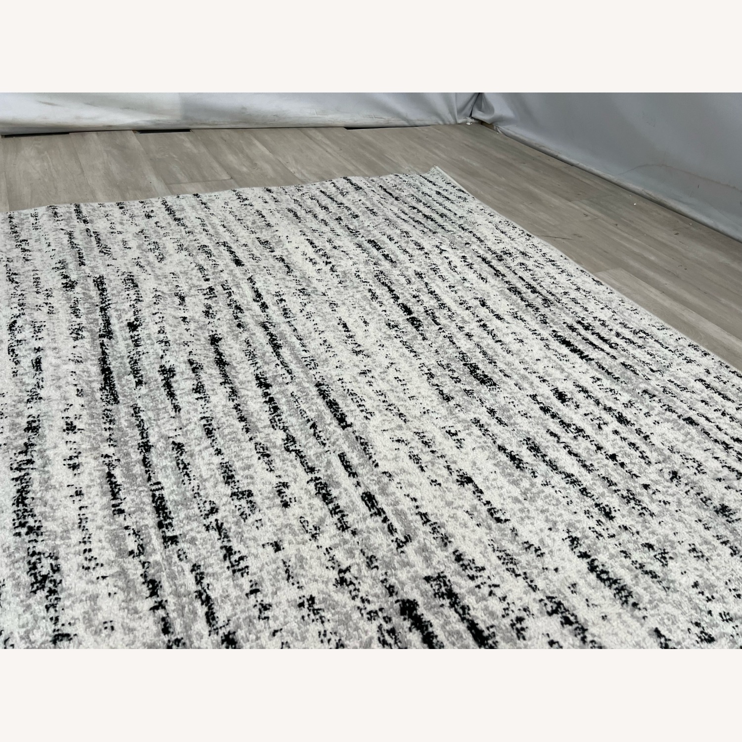 Safavieh Adirondack 117 Rug 6' x 9' - image-4