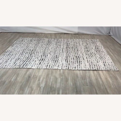 Used Safavieh Adirondack 117 Rug 6' x 9' for sale on AptDeco