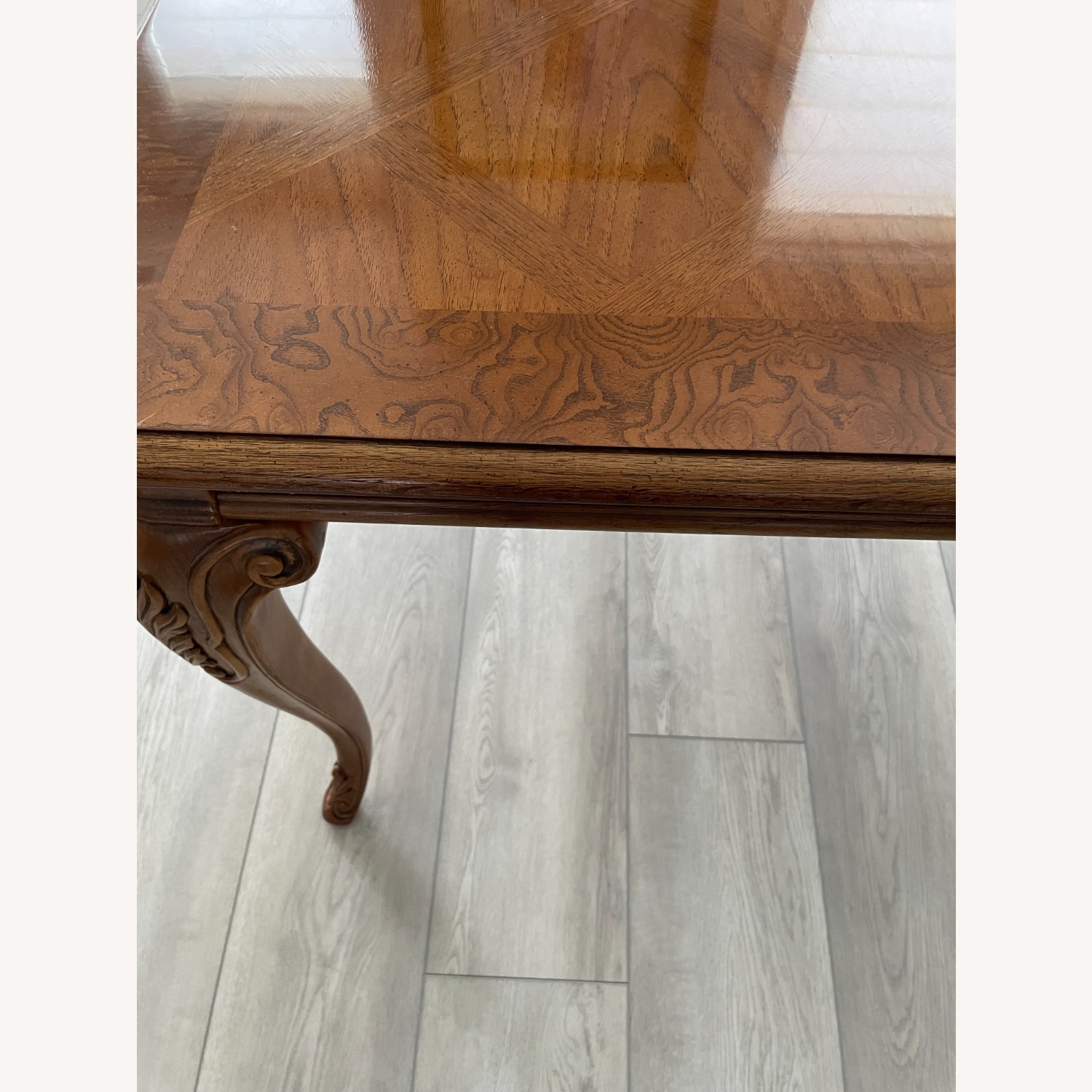 Thomasville Dining Table With 2 Leaves - image-2