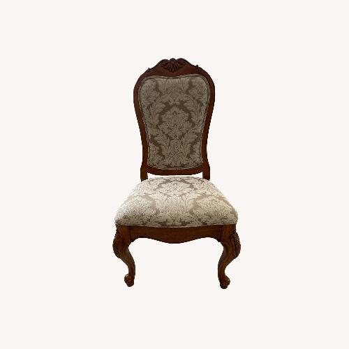 Used Thomasville Furniture Industries Dining Chairs for sale on AptDeco