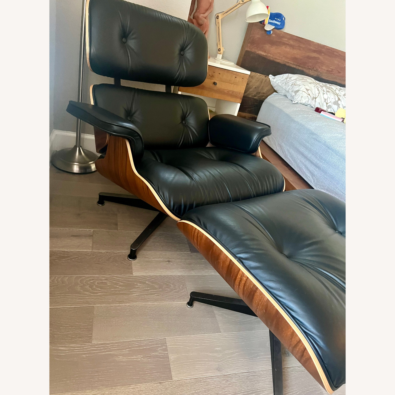 Herman Miller Eames Lounge Chair and Ottoman - image-6