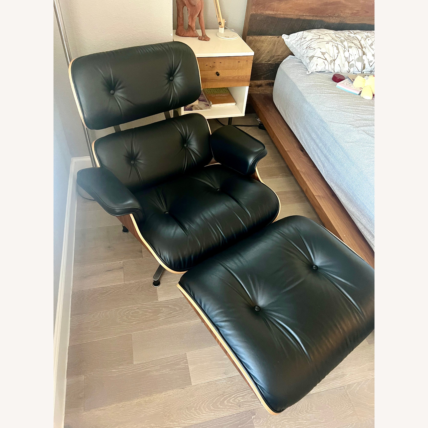 Herman Miller Eames Lounge Chair and Ottoman - image-7