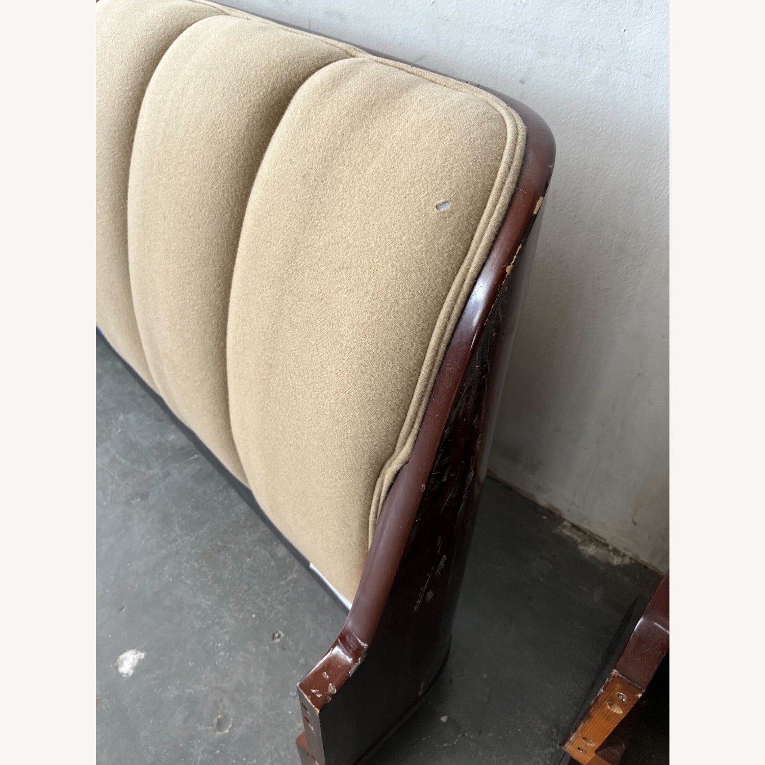 Ralph Lauren Modern Metropolis Queen Size Bed - image-5