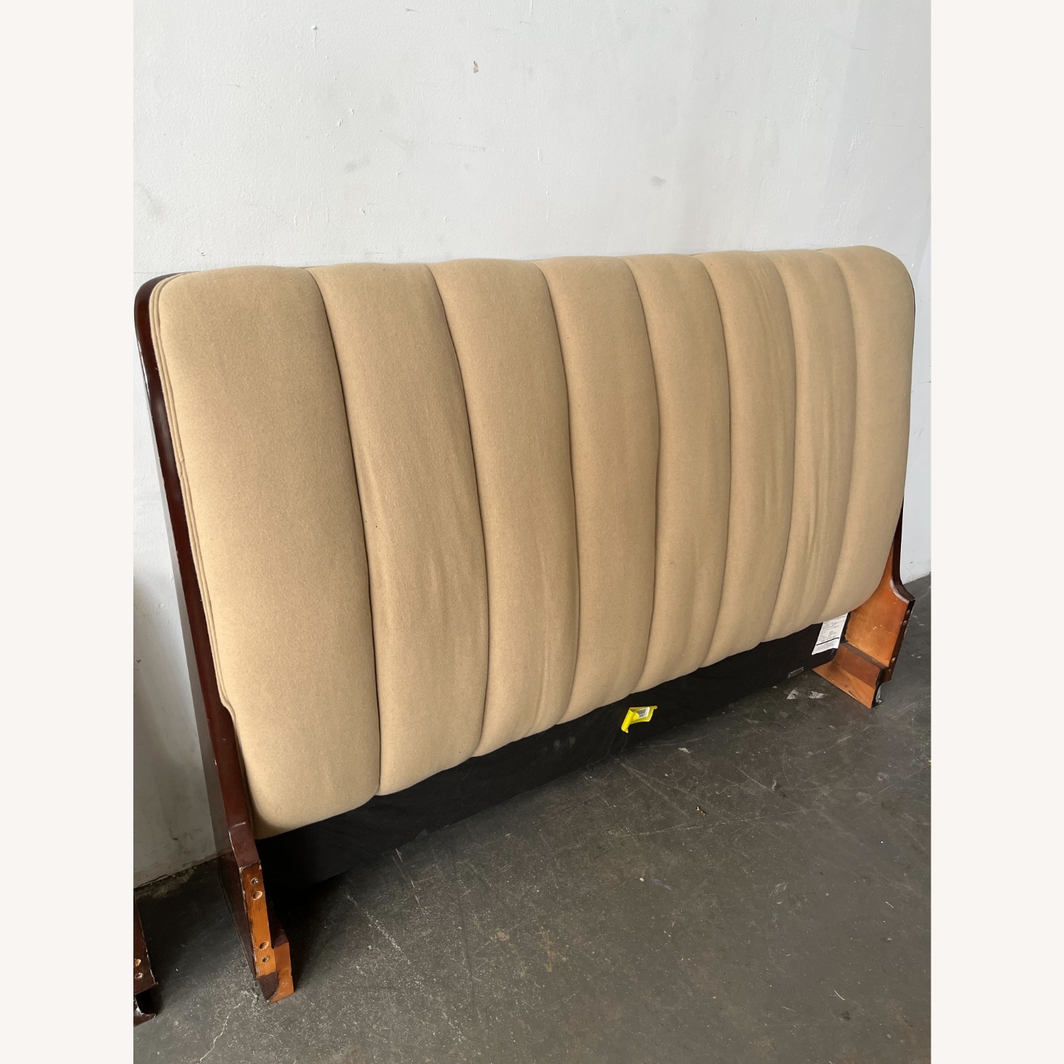 Ralph Lauren Modern Metropolis Queen Size Bed - image-6