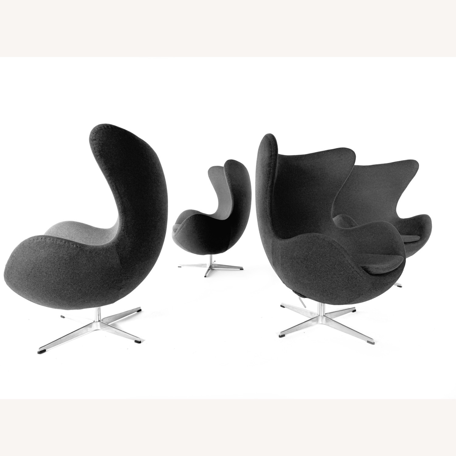 Egg Chair by Arne Jacobsen for Fritz Hansen - image-1