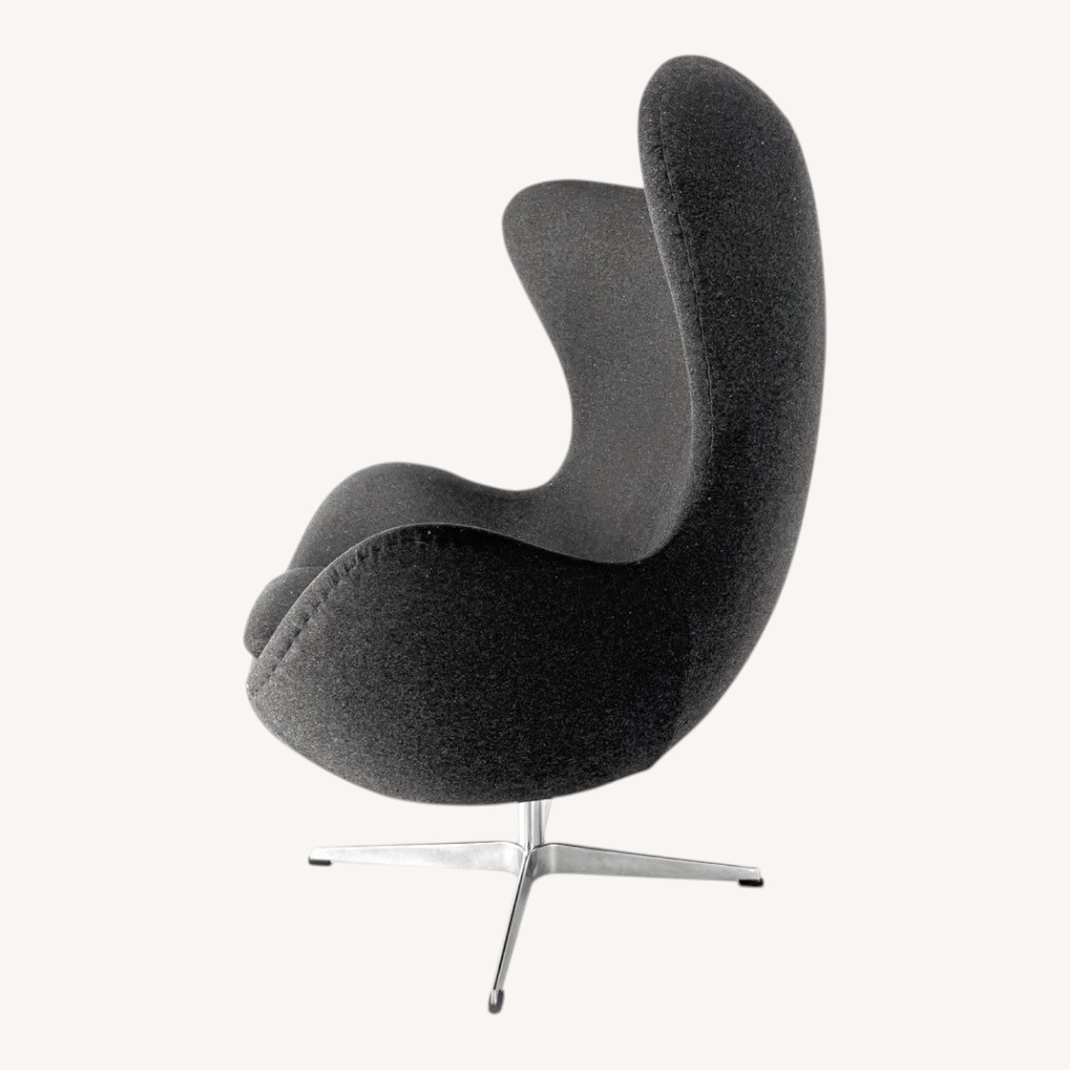 Egg Chair by Arne Jacobsen for Fritz Hansen - image-6