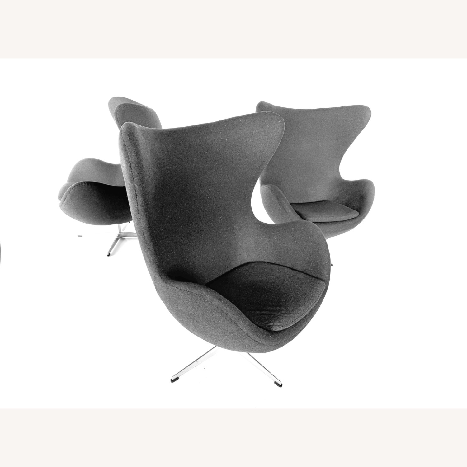 Egg Chair by Arne Jacobsen for Fritz Hansen - image-2