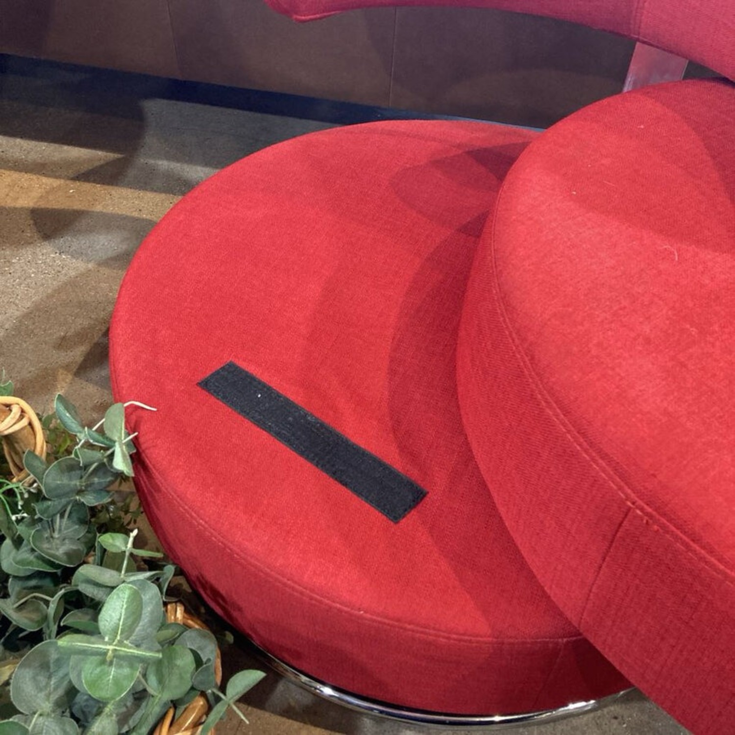 Modern Fabric Swivel Lounge Chair - image-11