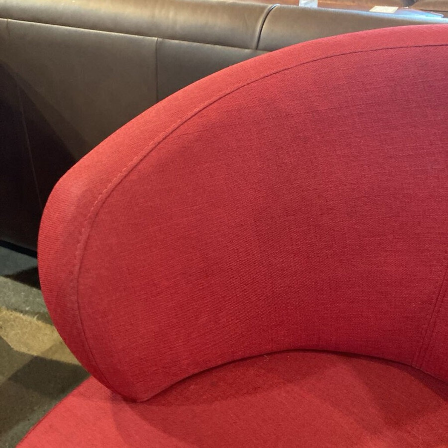 Modern Fabric Swivel Lounge Chair - image-4